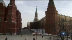 Якою буде доля санкцій, введених проти Росії через її дії в Україні, протягом наступних 12 місяців? Відео