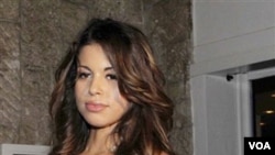 Ruby, perempuan keturunan Maroko yang diduga disewa untuk "melayani" PM Berlusconi di sebuah villa.