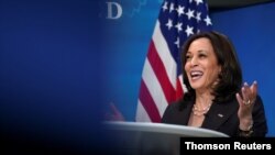 La vicepresidenta Harris realiza una mesa redonda virtual con organizaciones comunitarias guatemaltecas en Washington.