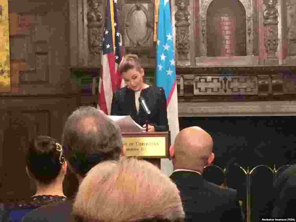 Lola Karimova-Tillyaeva, O'zbekistonning UNESCOdagi doimiy vakili, prezident qizi.12-mart, O'zbekiston elchixonasi, Vashington.