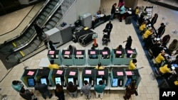 အမေရိကန်ရွေးကောက်ပွဲ မဲပေးနေကြသူများ (နိုဝင်ဘာ ၅၊ ၂၀၂၄)