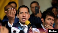 El líder opositor venezolano llamó a una movilización "en paz" a los cuarteles este sábado 4 de mayo. 