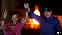 El presidente de Nicaragua, Daniel Ortega, y su esposa y vicepresidenta Rosario Murillo, en un acto en Managua el 21 de marzo de 2019.