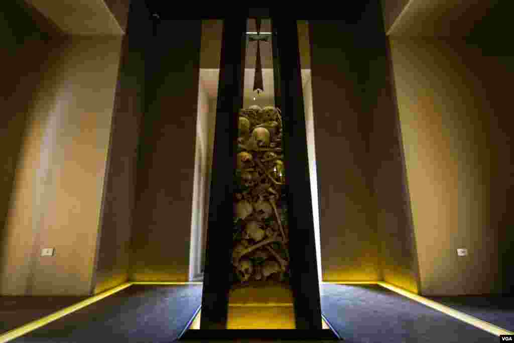 A memorial in the outskirts of Beirut commemorating the mass deportation and killings of Armenians&nbsp;that took place&nbsp;in 1915 under the Ottoman Empire. (John Owen/VOA)