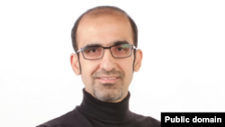 دکتۆر سەڵاحەدین ئەحمەد