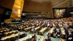 Les ambassadeurs sont réunis lors de l'assemblée générale de l'ONU, à New York, le 21 décembre 2017. 