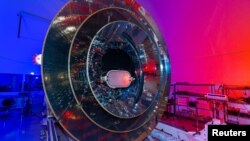 نمایی از تلسکوپ اسفیر اکس در یک تمرین آزمایشی