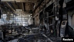 乌克兰哈尔科夫市一个购物中心25日遭到俄罗斯空袭。（2024年5月26日）