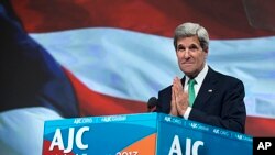 Secretary of State John Kerry speaks at the American Jewish Committee Global Forum in Washington, June 3, 2013. 