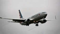 FILE - An American Airlines aircraft is preparing to land at Reagan National airport near Washington, DC. (Photo: Diaa Bekheet)