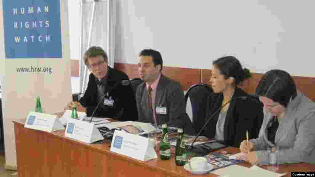 Human Rights Watch inson huquqlari tashkiloti yangi hisobot taqdim etib, siyosiy majbuslar taqdiriga e'tibor qaratmoqda 