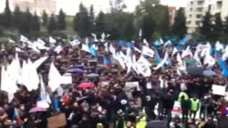 Cəmil Həsənli çıxışa başladı