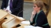 La première ministre écossaise Nicola Sturgeon au Parlement à Édimbourg, le 17 septembre 2020 (Reuters)