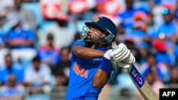 د هندوستان لخوا شریاس لېر تر ټولو زیاتې ۷۹ منډې جوړي کړي او د هندوستان اننګز یې قوي کړی.