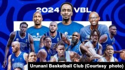 Bamwe mu bakinyi b'Urunani, bari kumwe na bamwe mu bamenyereza babo.