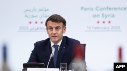 ယူကရိန်းအရေး ဥရောပခေါင်းဆောင်တွေဆွေးနွေးဖို့ အရေးပေါ်အစည်းအဝေးကို ကမကထလုပ်စီစဥ်ပေးတဲ့ ပြင်သစ်သမ္မတ Emmanuel Macron (ဖေဖော်ဝါရီ ၁၃၊ ၂၀၂၅)