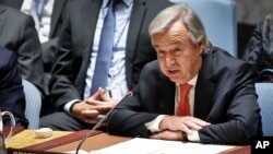 Sekretaris Jenderal Perserikatan Bangsa-Bangsa António Guterres berbicara di hadapan para anggota Dewan Keamanan PBB mengenai krisis Rohingya di Myanmar, Kamis 28 September 2017 di markas PBB (AP Photo / Bebeto Matthews)