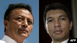 Marc Ravalomanana (g) à Antananarivo le 25 août 2018 et Andry Rajoelina (d) à Paris le 1er février 2018.