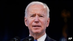 Presiden AS Joe Biden berpidato di Kompleks Gedung Putih, Washington, D.C., 24 Maret 2021. (AP Photo/Evan Vucci)
