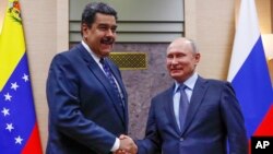 El presidente ruso, Vladimir Putin, es el más importante actor político global que ha dado abiertamente su apoyo al presidente en disputa de Venezuela, Nicolás Maduro.
