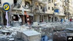 Kehancuran di kota Aleppo bagian timur, Suriah, akibat serangan udara (9/9). 