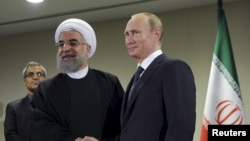 حسن روحاني او ولادیمیر پوتین په ٢٠١٦ کې سره هم کتلي وو