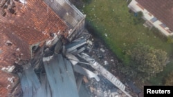 Foto dari udara yang menunjukkan lokasi jatuhnya pesawat di wilayah Gramado, negara bagian Rio Grande do Sul, Brasil, pada 22 Desember 2024. (Foto: Mauricio Tonetto/Rio Grande do Sul State Government/Handout via Reuters)