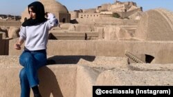 چچیلیا سالا، روزنامه‌نگار ایتالیایی که از روز ٢٩ آذر توسط جمهوری اسلامی ایران بازداشت شده است.