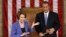 Bà Nancy Pelosi, lãnh đạo khối Dân chủ tại Hạ viện giới thiệu ông John Boehner phát biểu sau khi ông được bầu lại vào chức Chủ tịch Hạ viện trong ngày họp đầu tiên của Quốc hội Mỹ khóa 113, 1/3/13