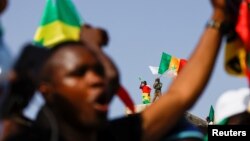 L'opposant sénégalais Ousmane Sonko a appelé ses partisans à venir massivement le soutenir pour son procès et à défier le président Sall.