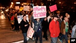 Protes Anti-Trump Merebak di Seluruh AS