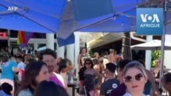 Les touristes nombreux à Miami alors que le variant Delta se répand en Floride