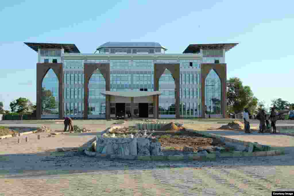 The first building of the planned container port, the largest on Africa&rsquo;s eastern seaboard, due to be built just a few miles from Lamu, Nov. 25, 2014. (VOA / Hilary Heuler)