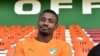 L'Ivoirien Salomon Kalou suspendu par son club pour avoir serré les mains de ses coéquipiers