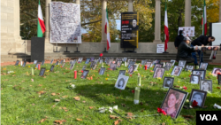 تجمع ایرانیان مقابل دانشگاه اوبرلین در ایالت اوهایو