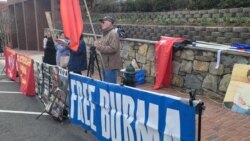 ထိုင်းသံရုံးရှေ့ ကန်ရောက် မြန်မာတွေ ဆန္ဒပြ