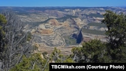 Dinosaur National Monument offers stunning views from the top of the canyons and from the rivers that run through them. 
