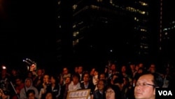 Aksi unjuk rasa di Hongkong menuntut pembebasan pembangkang Tiongkok dan penerima Nobel Perdamaian, Liu Xiaobo (foto: dok.)