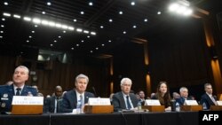 Извештајот главно се фокусира на заканите од Кина и Русија, најголемите ривали на САД, повеќе од две години откако Русија ја започна својата инвазија на Украина, како и на ризиците од поширок конфликт поврзан со кампањата на Израел против Хамас во Газа по нападите на 7 октомври