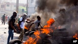 En Haití protestas de la oposición exigieron conocer sobre presunta corrupción de gobiernos en programa Petrocaribe con Venezuela.