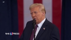 Tổng thống Trump xắn tay vào việc ngay ngày đầu nhậm chức